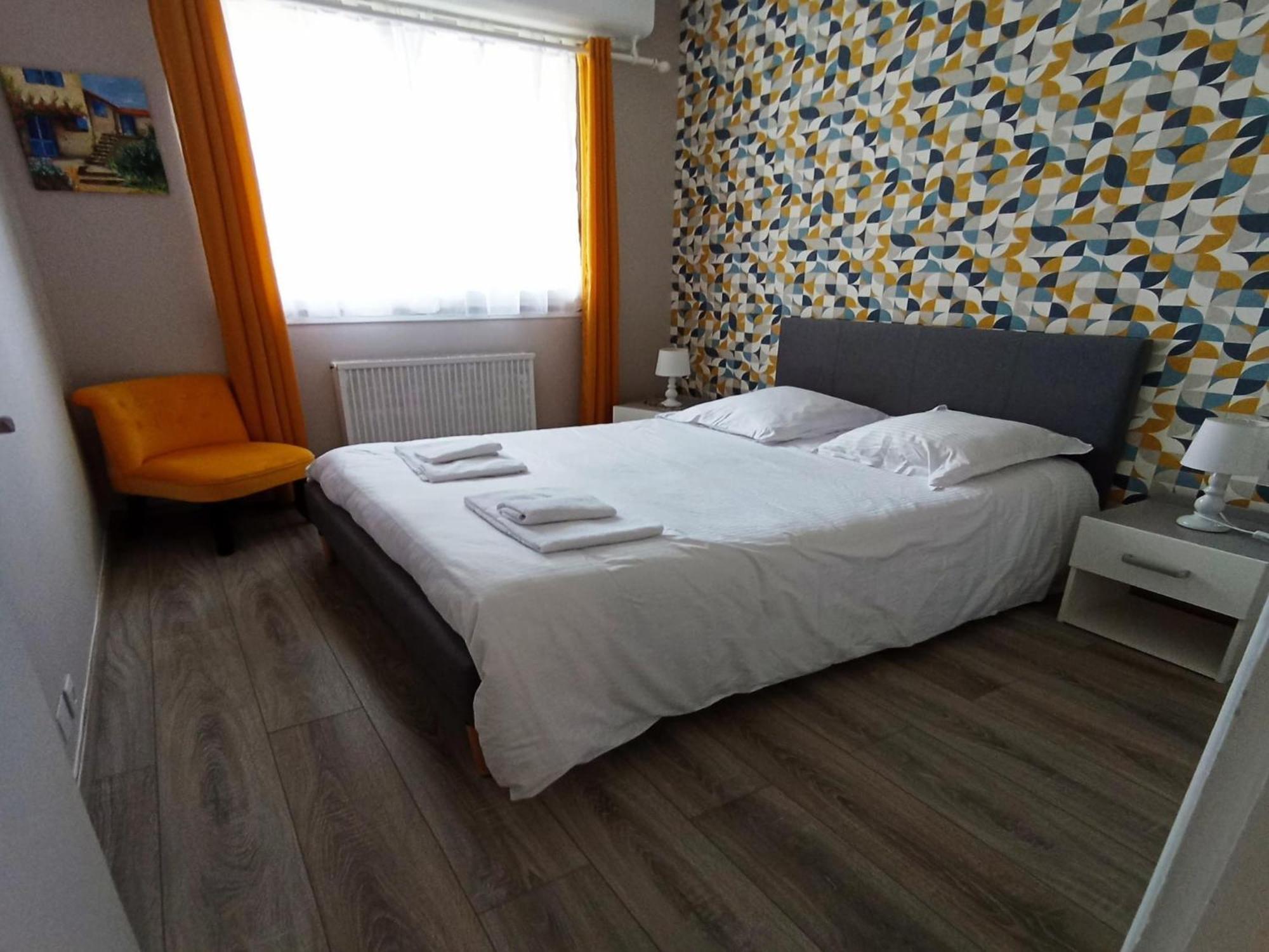 Simplistic Holiday Home In Grandcamp With Garden Екстериор снимка